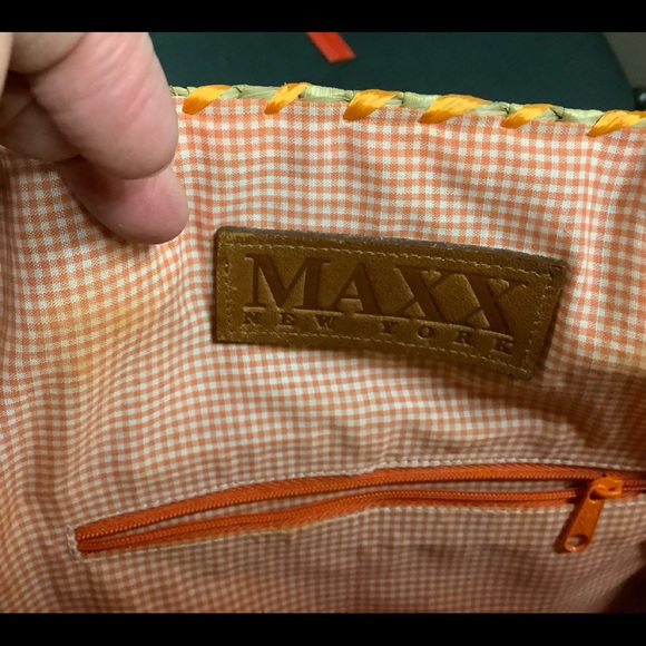 Price Discounted Maxx NewYork Straw bag - Picture 5 of 6